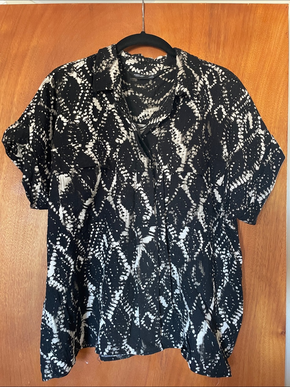 Simply Vera Black & White Patterned Short-Sleeve Shirt